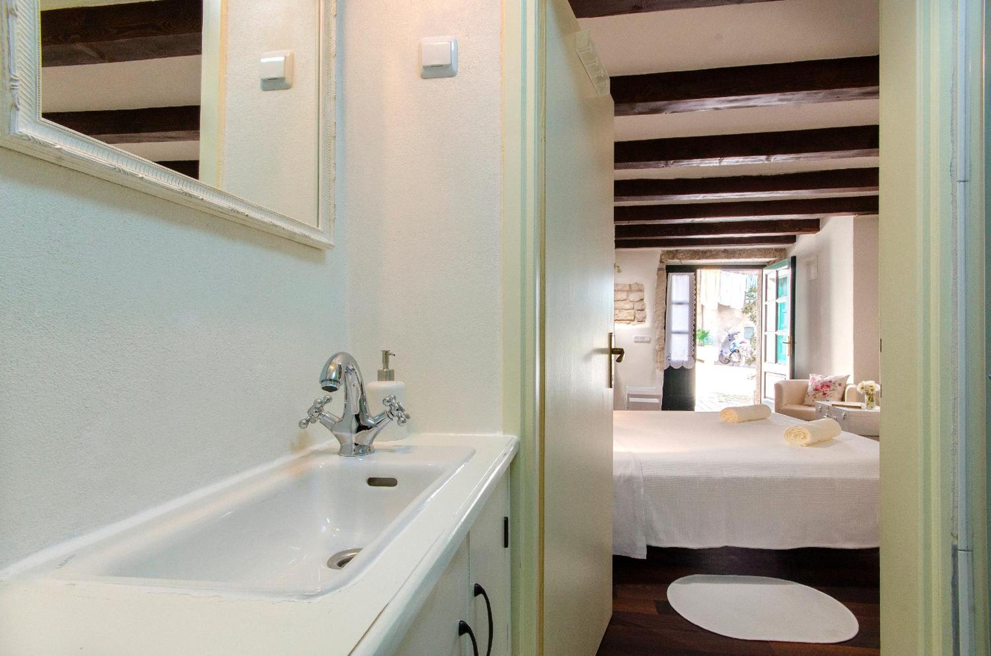 Cozy Studio Una Rovinj Exterior photo